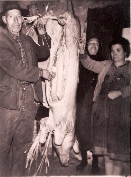 27.jpg - Década de 1960-Matança Tradicional