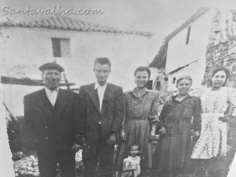 24- 1950-Familia Antonio Ribeiro - Eira-Largo Br. Ciprestes